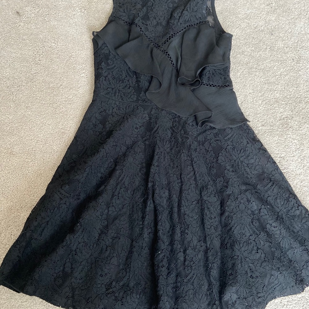 Lulu’s little black dress
